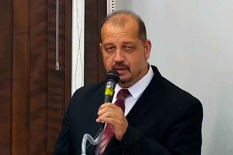 Odair Barbeiro assume cadeira na Câmara de Vereadores de Paranavaí