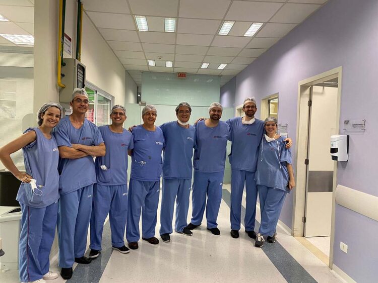 Médicos brasileiros desenvolvem novo material para cirurgia torácica
