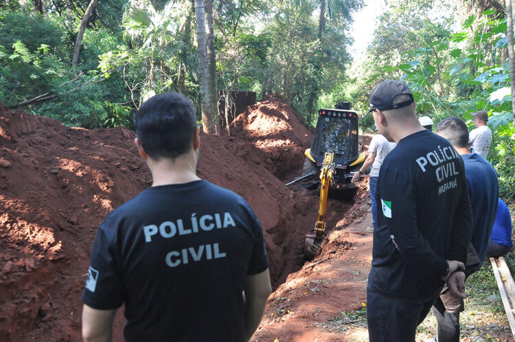 Polícia encerra buscas no Bosque, mas segue investigando caso de jovem desaparecido