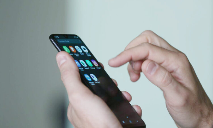 Portabilidade de celular passa a exigir confirmação por SMS