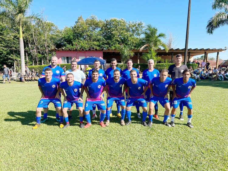 Equipe do Mercado Nobreza conquista Torneio do Trabalhador