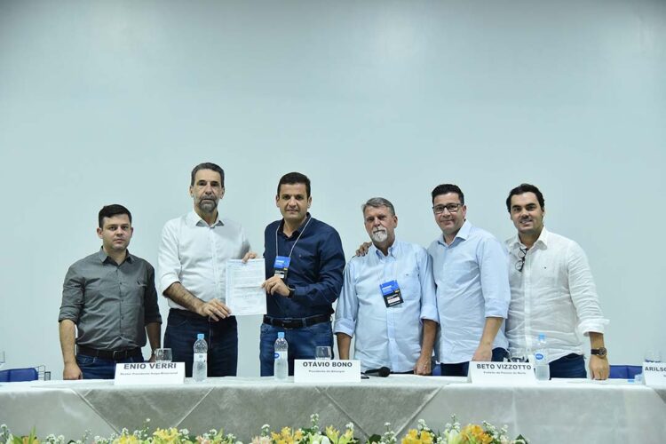 Em nome da Santa Casa, prefeitos da região pedem ajuda financeira a Itaipu