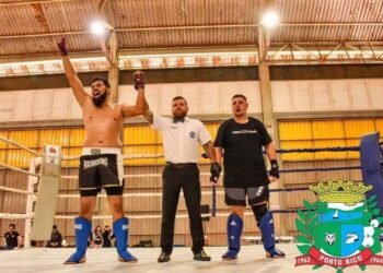 Atleta do Projeto de Artes Marciais ganha  o Campeonato Paranaense de Kickboxing