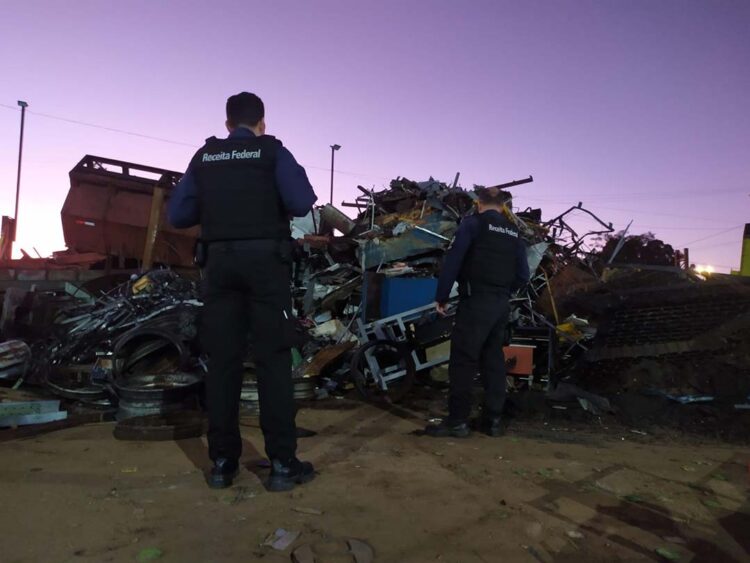 Receita Federal e Polícia Federal combatem esquema bilionário de notas fiscais falsas