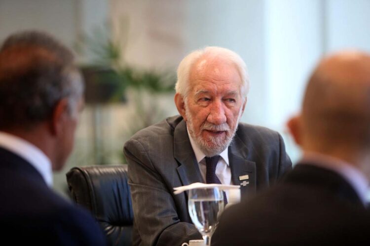 Darci Piana assume o Governo do Paraná até dia 16 de maio