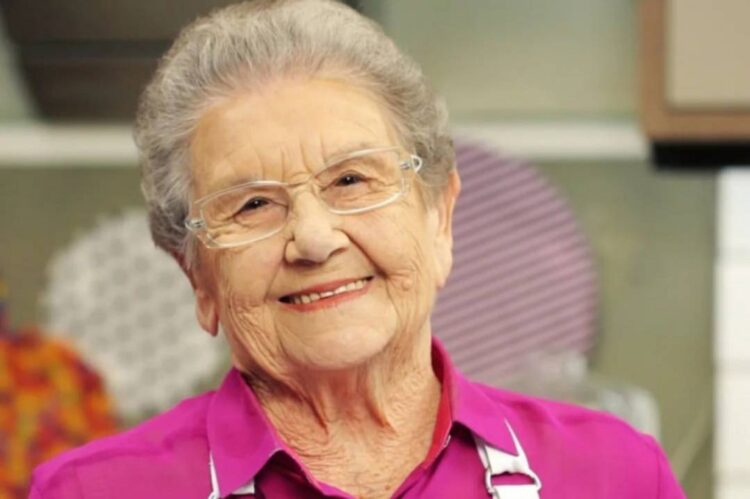 Palmirinha Onofre morre aos 91 anos