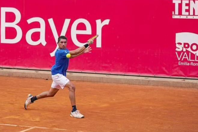 Tenista Gustavo Almeida participa do torneio de Wimbledon