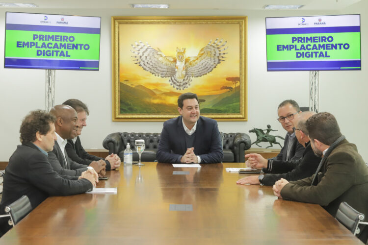 Proprietários podem fazer primeiro  emplacamento de veículos de forma 100% digital