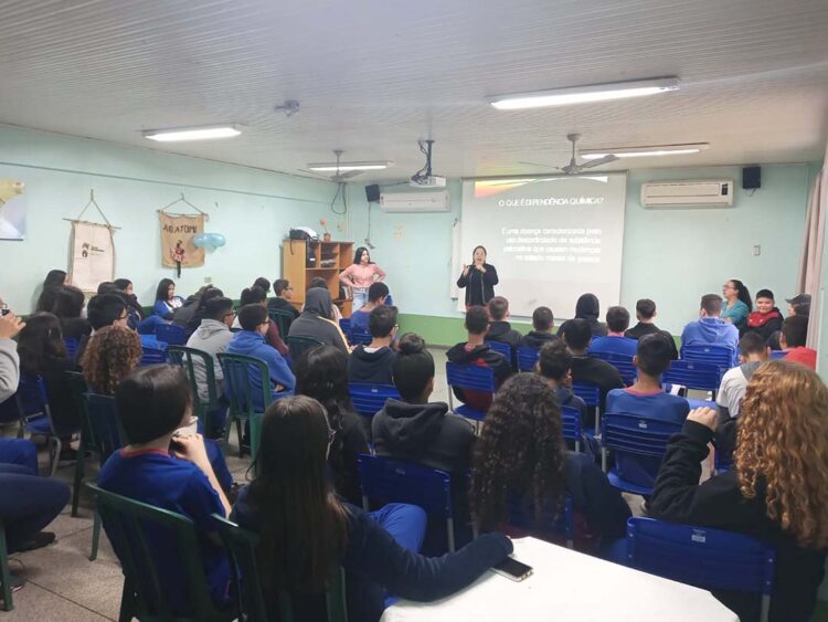 Município e parceiros trabalham com  projeto de prevenção ao uso de drogas