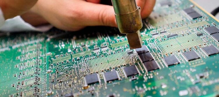 Computadores para Inclusão recebeu 10,9 toneladas de eletrônicos em 2023