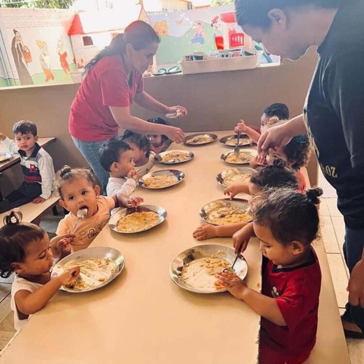 Prefeitura realiza capacitação para  cozinheiras das escolas municipais