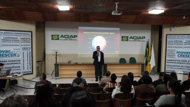 Município promove evento de  capacitação para servidores da saúde