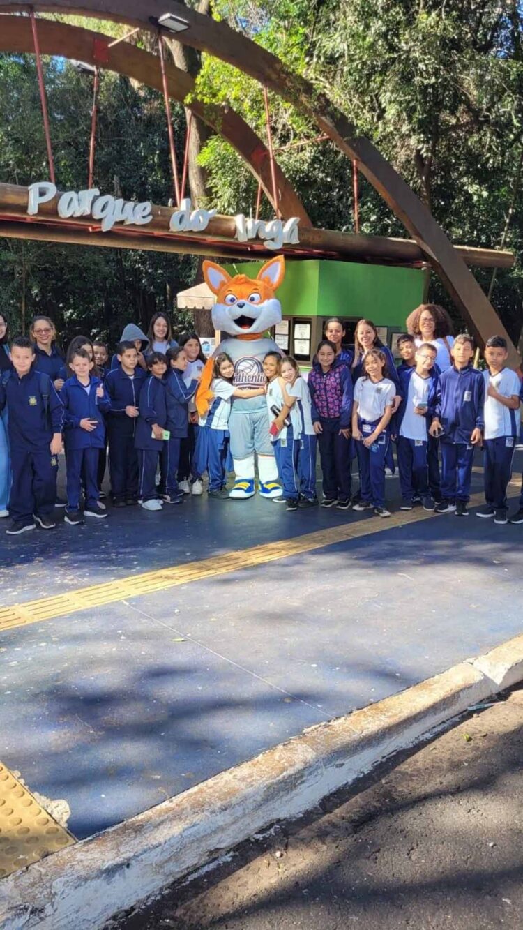 Turma escolar vencedora do Projeto “Plástico nunca mais” ganhou passeio