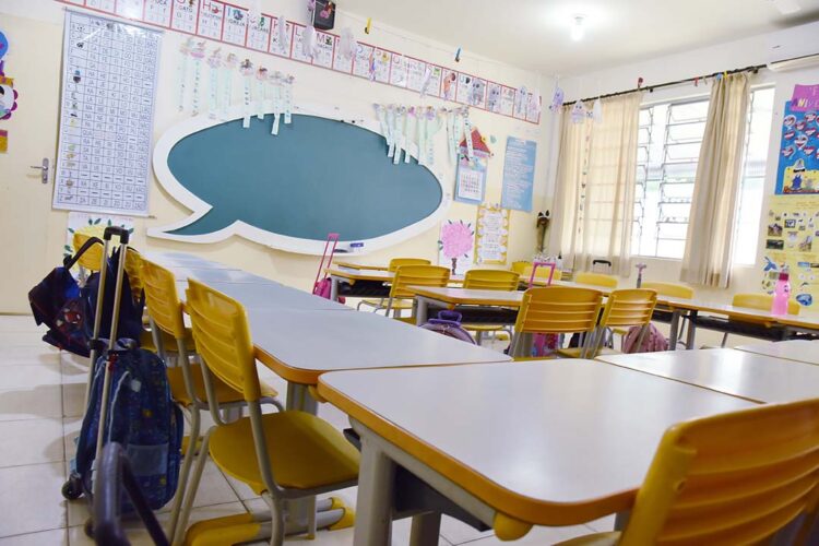 Prefeito veta parcialmente PL que determina instalação de botão do pânico em escolas