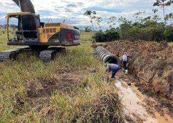 Santa Cruz de Monte Castelo inicia obra de galerias pluviais