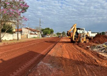 Obras garantem mais de 30.000 m² de asfalto novo em Terra Rica