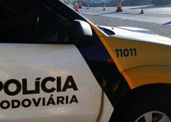 Acidente entre caminhão e motocicleta deixa uma pessoa ferida na PR-182