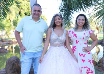 Grazielly completa 15 anos