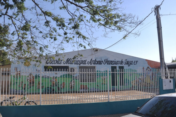 Munícipio investe mais R$ 500 mil na  reforma da Escola Antonio Francisco de Souza