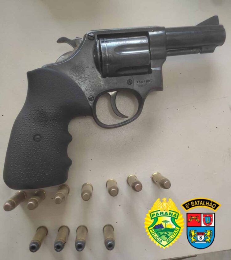 Polícia Militar prende dois homens por porte ilegal de arma de fogo, em Paraíso do Norte