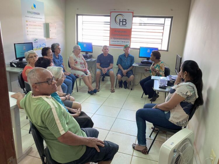 Município promove oficina de inclusão digital para a Melhor Idade