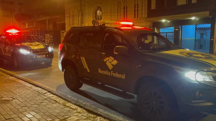 Receita e PF combatem desvios de recursos públicos e sonegação fiscal na área de saúde