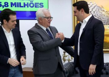 Deputado Guerra e governador Ratinho confirmam  asfalto e iluminação em LED para Planaltina do Paraná