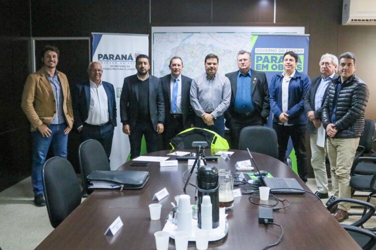 Grupo de Paranavaí busca apoio do Estado para readequação da PR-218