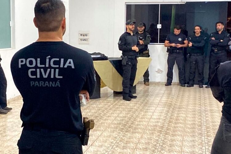 Polícia Civil prende nove pessoas em operação contra o tráfico na região