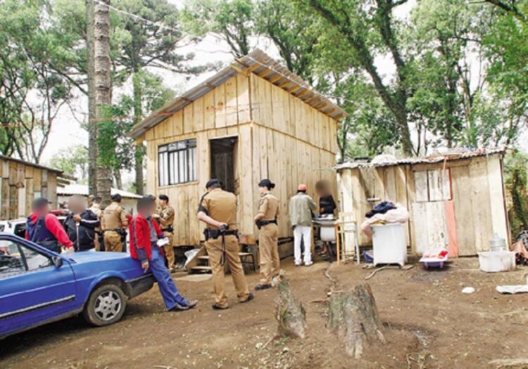 Justiça arquiva denúncia de triplo homicídio em Araucária por falta de provas