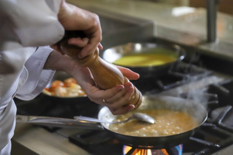 Pesquisa identifica desafios e oportunidades para empresas do turismo no Paraná