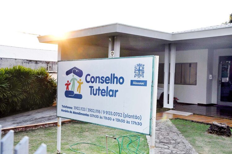 É papel dos conselheiros tutelares garantir a preservação dos direitos de crianças e adolescentes