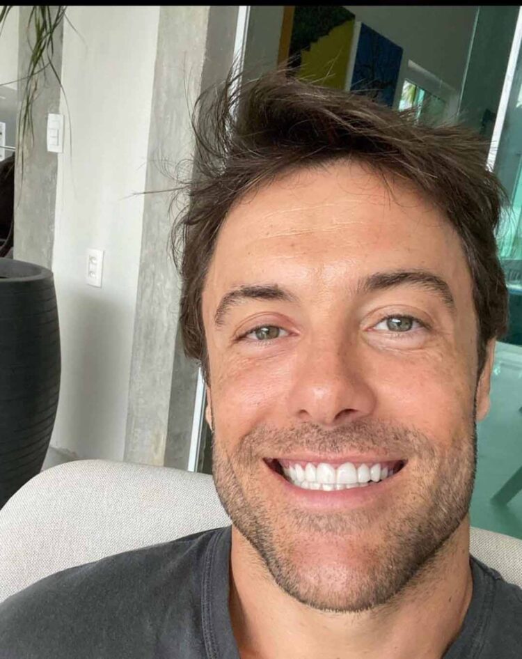 Kayky Brito recebe alta da UTI e conversa normalmente com família, diz boletim médico