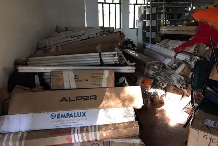 Municípios devem indicar pontos para coleta de lâmpadas fluorescentes até o final do mês