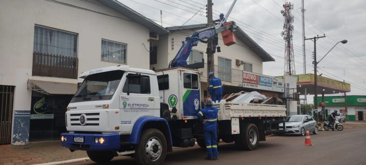 Município realiza investimentos em iluminação pública