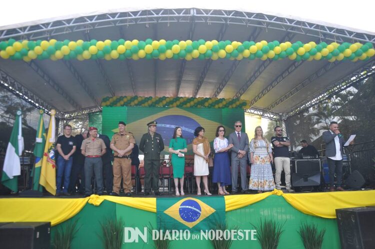 Confira a cobertura fotográfica do desfile da Independência em Paranavaí