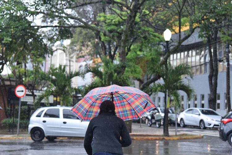 Instabilidade traz dias de chuva para  Paranavaí até a próxima semana