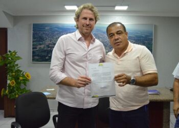 Presidente do Comafen faz pedido de apoio ao  deputado Zeca Dirceu nas demandas regionais