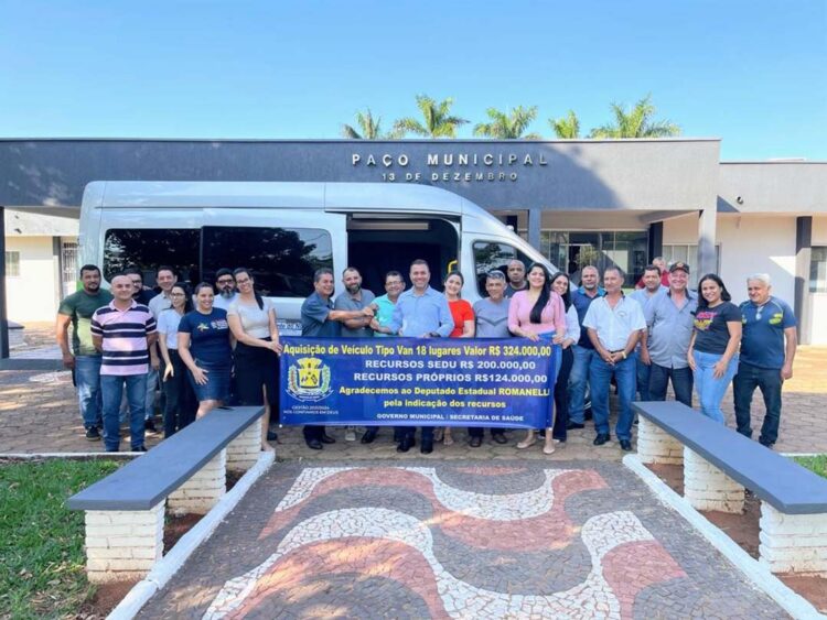 Prefeitura de Diamante do Norte compra veículo para transportar pacientes