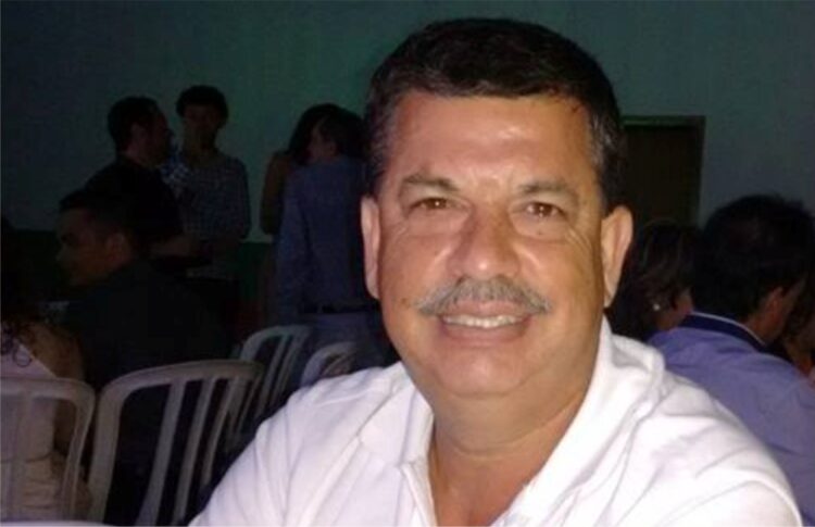 Lei que homenageia professor Emilio Gimenes é aprovada por unanimidade