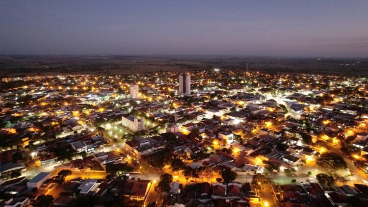 Em pleno desenvolvimento, Loanda chega a 68 anos sendo destaque Regional e Estadual