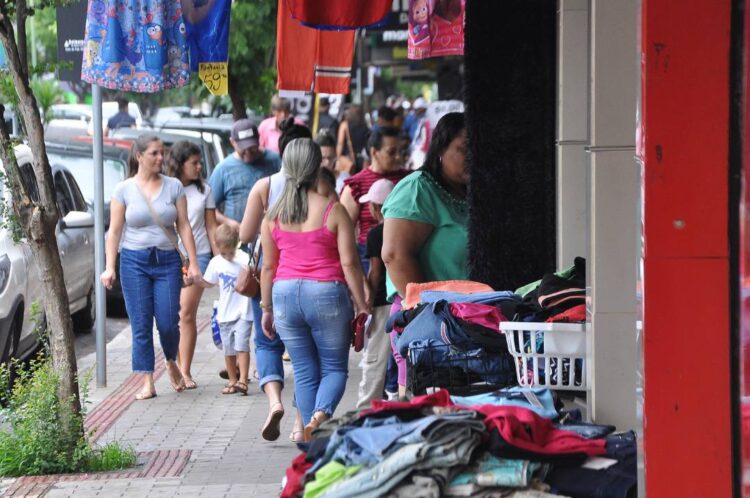 Varejo paranaense cresce 1,68% em outubro