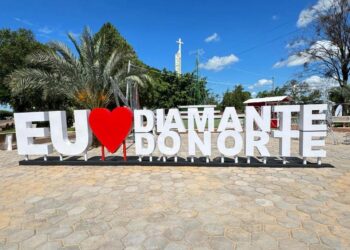 Apresentação de teatro e shows musicais marcam festa de aniversário de Diamante do Norte