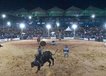 Show com Zé Neto e Cristiano e finais do rodeio  são atrações da ExpoTerra no fim de semana