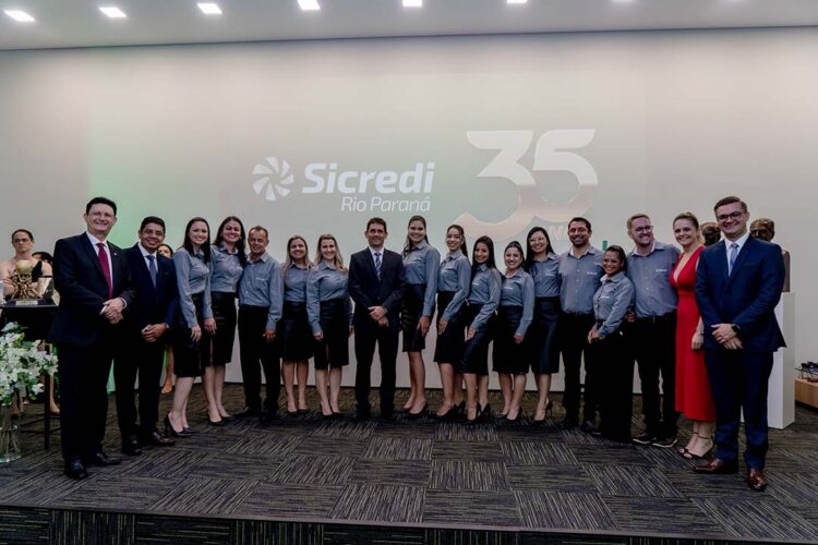 Sicredi Rio Paraná inaugura nova sede  administrativa e celebra 35 anos