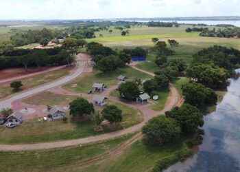 Revitalizada, Prainha do Garimpo oferece melhores condições de uso para visitantes