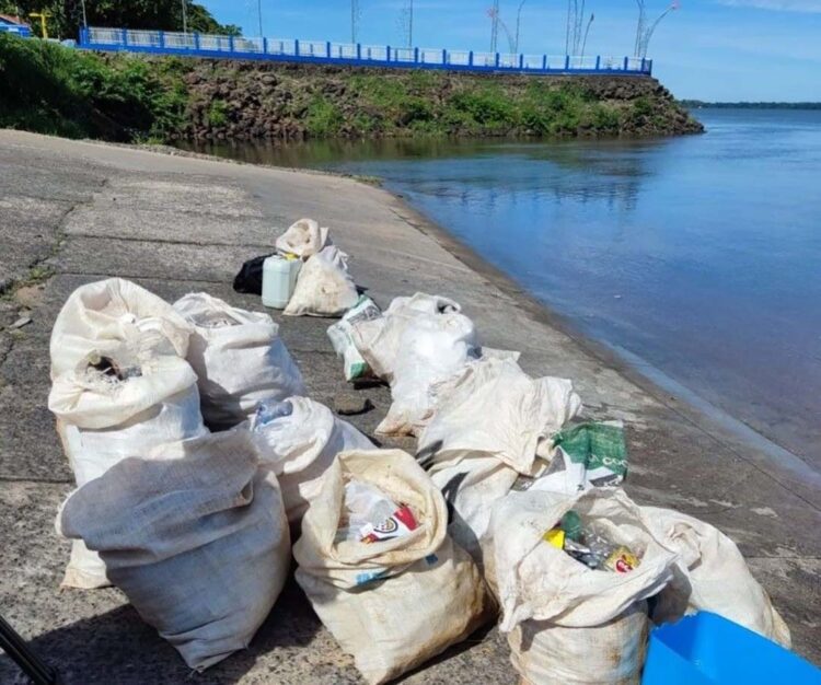 Turistas devem contribuir com a limpeza da cidade e das praias do Rio Paraná