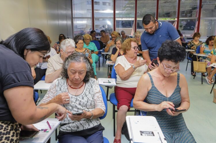 Paraná intensifica políticas públicas para atendimento e inclusão da pessoa idosa