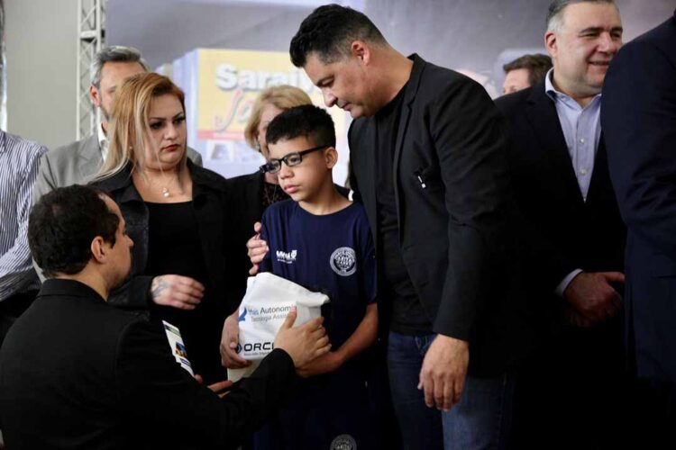 Com óculos inclusivos e maratona de ideias, Paraná levou inovação para crianças em 2023