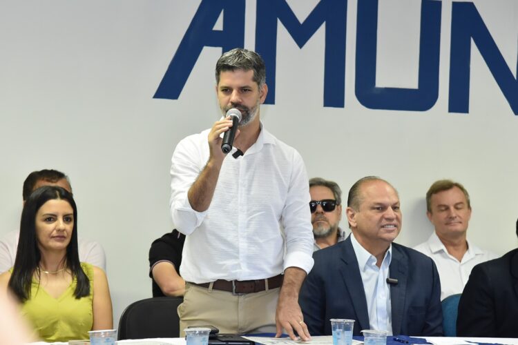 “Vamos cobrar celeridade do governo”, diz Julio Leite sobre demandas da Região Noroeste